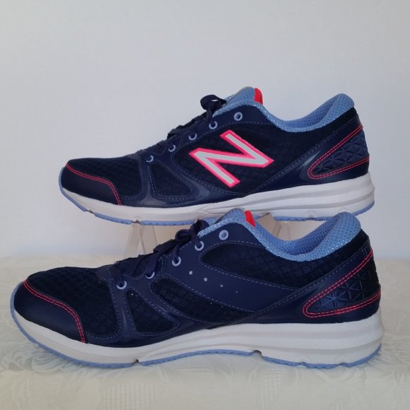 NEW BALANCE Women’s Training Shoes- Women's Size 9.5M- Medieval Blue color - Picture 9 of 16
